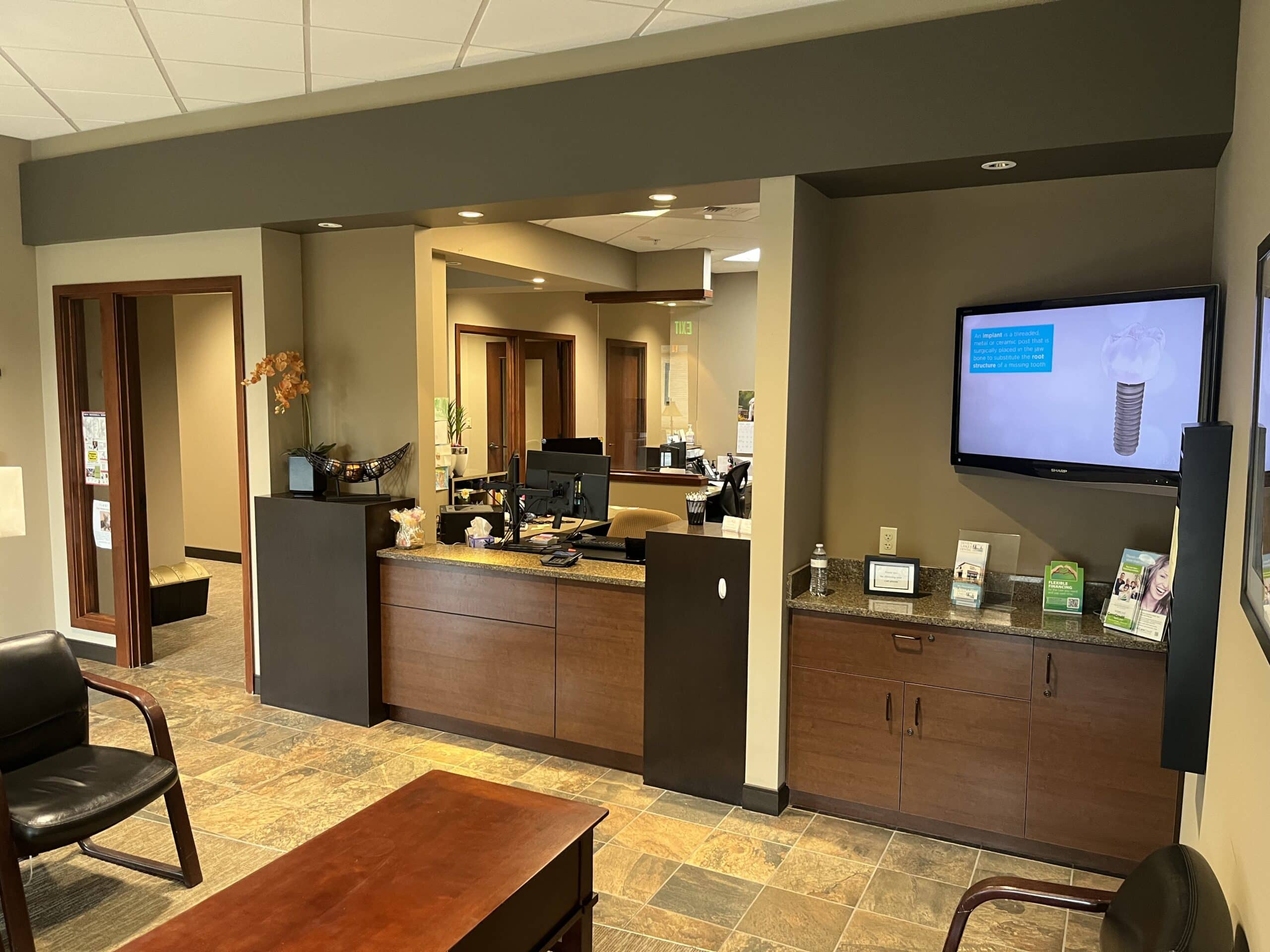 Dr. Brad Larreau, DDS, Dr. Steven Thomas, Seven Lakes Dental. General Dentist, Cosmetic Dentist, Restorative Dentist, Preventative Dentist, Family Dentist. Cerec Same-Day Crowns, Dental Implants, Clear Aligners (ClearCorrect/SureSmile), Wisdom Teeth Removal, Teeth Whitening. Dentist in Marysville, WA 98271