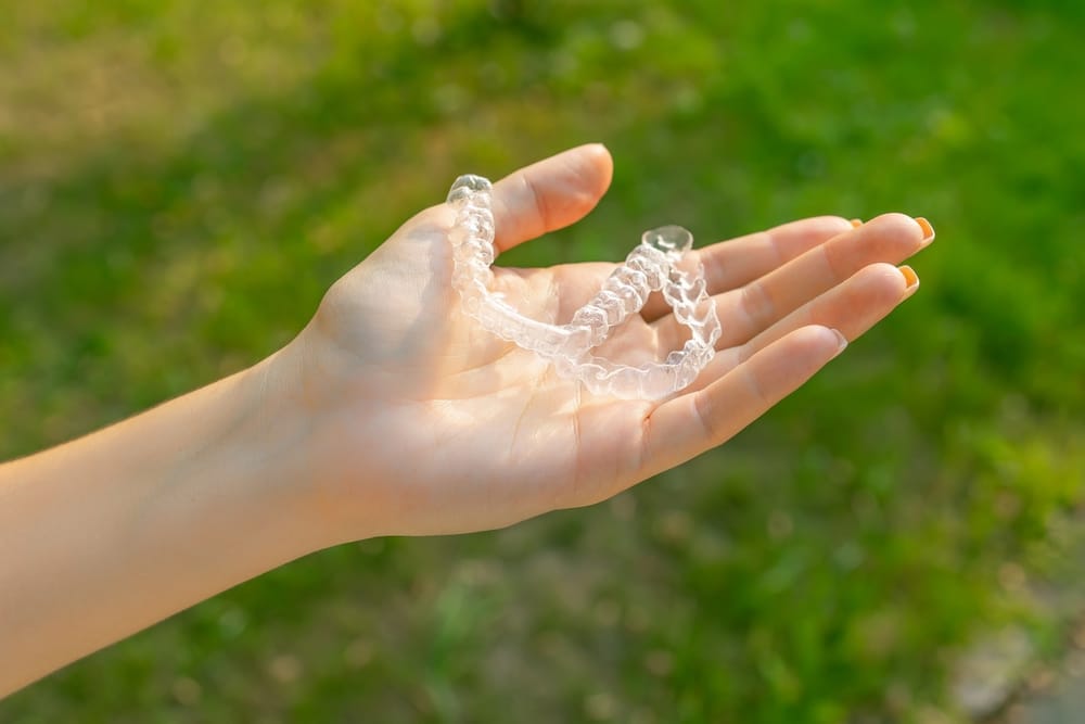 Dr. Brad Larreau, DDS, Dr. Steven Thomas, Seven Lakes Dental. General Dentist, Cosmetic Dentist, Restorative Dentist, Preventative Dentist, Family Dentist. Cerec Same-Day Crowns, Dental Implants, Clear Aligners (ClearCorrect/SureSmile), Wisdom Teeth Removal, Teeth Whitening. Dentist in Marysville, WA 98271